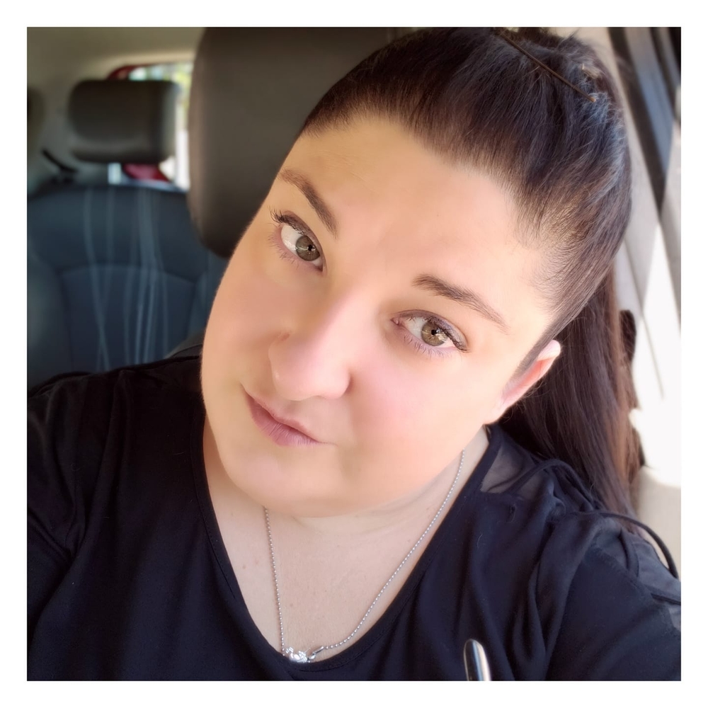 Meet your Posher, Gina